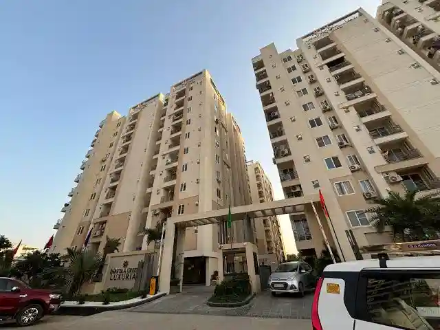 Bhavyaa Green Luxuria