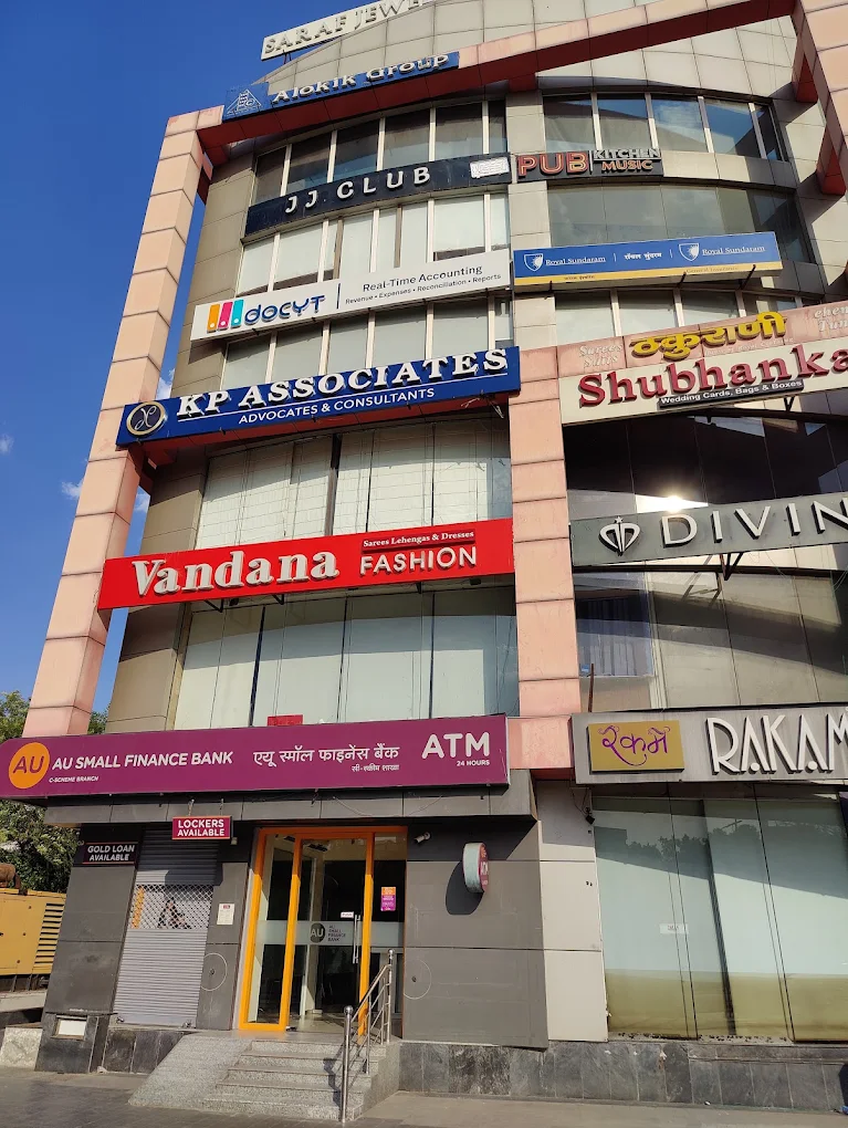 Alokik Axis Mall